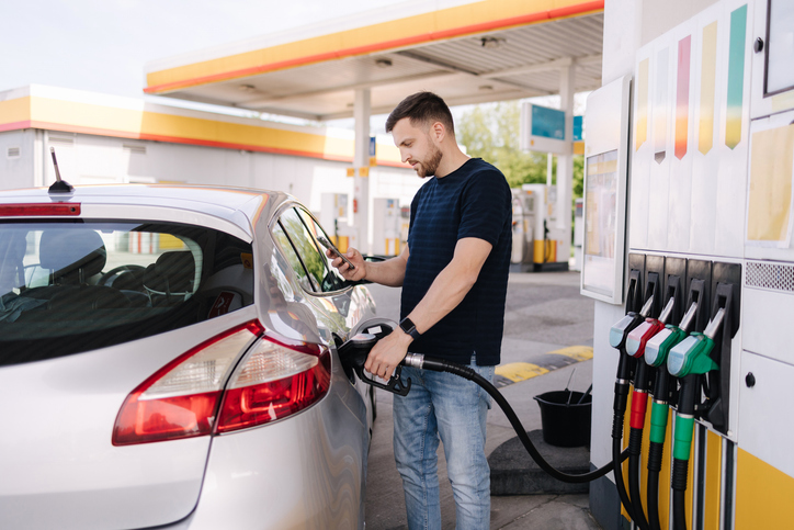 Nie wieder zu viel für Sprit zahlen: enerQuick zeigt dir den Weg zum günstigsten Tanken!